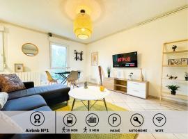 Guingamp में, होटल NEW Calme et Lumineux Centre Parking Privé