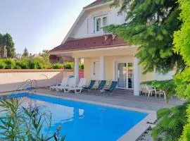 Zámor 10 Apartmant