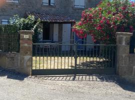 Gîte les lauriers Ardeche sud pour 5 personnes, hotel v destinaci Ribes