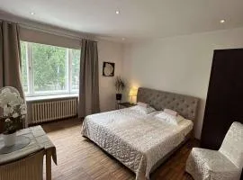 City center comfort 3 rooms guest house