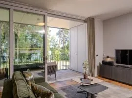 Marina Apartment am See mit Pool und Sauna