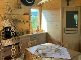 Apartament nad garażem - ,, Świt nad Krośnicą,,