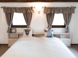 Ferienunterkunft Heimatfleckerl, hotel v destinaci Geisenhausen