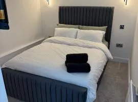 Luxury tiny home in Brighouse