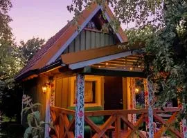 Happy Hippy Cabin for 4 persons