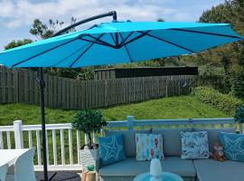 Newquay Bay Resort - Poppy's Lodge Retreat, hotel a Newquay