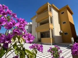 Apartments Edona