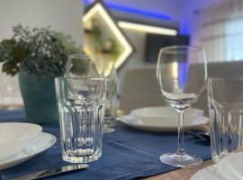 Exclusive Lux & Design Apartment, hotel in Montijo