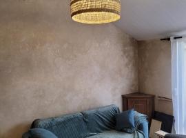 Maison troglodyte, ξενοδοχείο σε Saint-Martin-de-la-Place