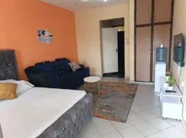 Lablu Studio Apartment