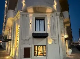 Ritz hotel