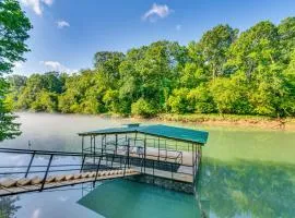 Deck and Gas Grill Riverfront Home in Heber Springs
