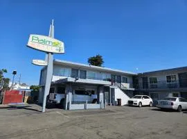 Palms motel