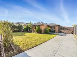 Simple Comfort in Altona Meadows