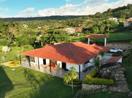 Finca Villa Claudia, La Mesa, Cundinamarca, hotel v destinaci La Mesa