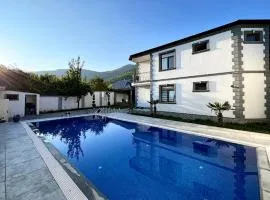 DMC House