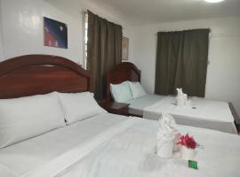 Angel Gina Guesthouse, hotel v destinaci Pooc
