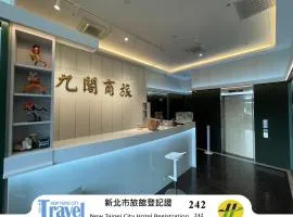 9 Hotel