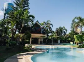 La Traviesa Hotel Resort