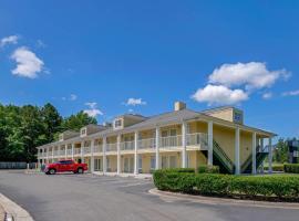 Quality Inn Laurinburg, ξενοδοχείο σε Laurinburg