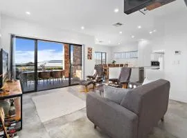 Fadden Street Retreat