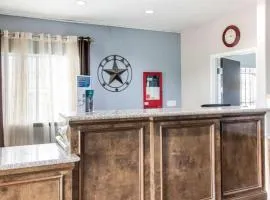 Rodeway Inn & Suites Port Arthur - Groves