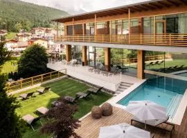 Corona Dolomites Hotel