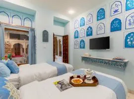 SaffronStays Rang Havelii Deluxe