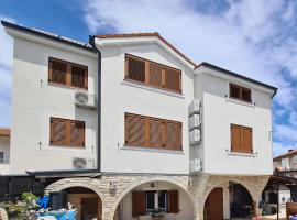 Apartmani Carla, отель в Медулине