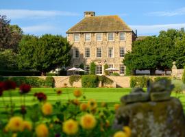 Headlam Hall Hotel & Rural Retreat, hotel with pools in Headlam