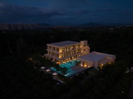 Roy-Haitang Bay Cdf International Duty Free City Store, hotel i Sanya