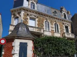 Maison 6 chambres proche plage avec WiFi et salle de jeux - FR-1-197-447