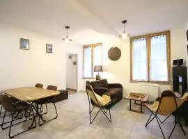 Charmant F3 avec Parking Privé, proche thermes et commodités - 4 pers, animaux acceptés - FR-1-415-77