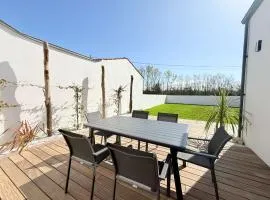 Maison lumineuse avec terrasse sud et parking à Saint-Georges-d'Oléron - FR-1-778-47