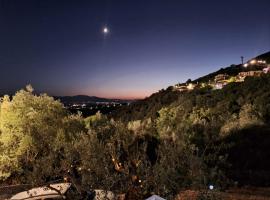 A Casa di Lucia-Appartamento Deluxe，位于Piedimonte San Germano的酒店