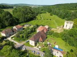 Gîtes de caractère avec jardins au cœur de la nature, idéal pour familles et amis - FR-1-583-505