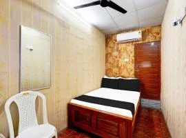 Collection O Vadapalani Metro Station Vishnu's Galaxy Rooms
