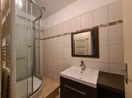 Appartement atypique au cœur de Saint-Gaultier avec WiFi - FR-1-591-754