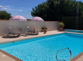 Gîte de La Ramée, hotel in Bords