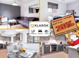LONG STAYS 30pct OFF - Comfy 3 Bed House near City Centre - PS4 - PARKING By Klarok Short Lets & Serviced Accommodation, hotel v destinaci Peterborough