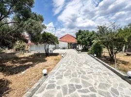 Τhair Vacation House