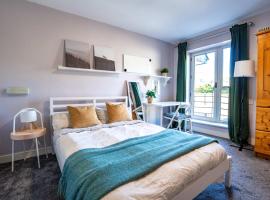 Ensuite Room For 2 Near Stephen's Green, Dublin, caba&ntilde;a o casa de campo en Dubl&iacute;n