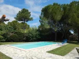 Maison de vacances avec piscine à 20min des plages