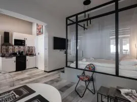 S15- Boutique Apartments, Best Location, by BQA