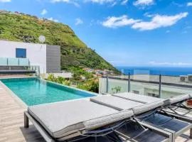 Villa Arco-Iris, a Home in Madeira