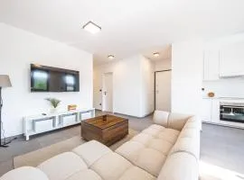 Flex SelfCheckIns 182 - 2 Bedrooms - Parking