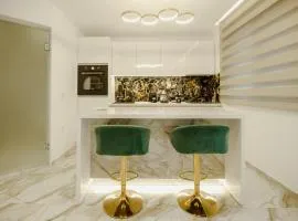 ΔVO luxury apartment