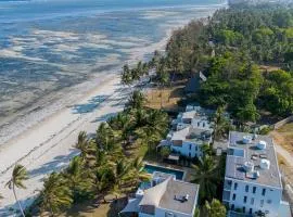 Luxus Ahadi-Beachfront-Villa mit Pool & Strandzugang bei Mtwapa Mombasa