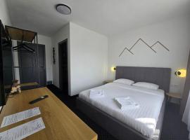 Nort Inn - Luncile Prigoanei, Sureanu, Oasa, Transalpina, hotel in Tău Bistra