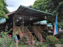 Kinabalu Poring Vacation Lodge, hotel care acceptă animale de companie din Kampung Poring